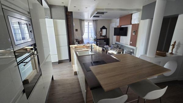 Vente / Appartement T6