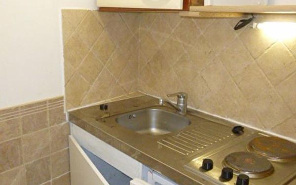 Appartement à louer    1 pièce • 16,95 m2 Issy-les-Moulineaux