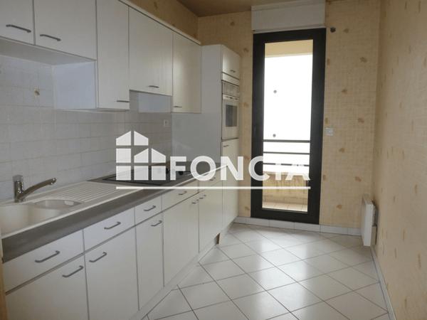 Location Appartement 3 pièces 68.78 m² - CLOS DES LYS Reims 51100