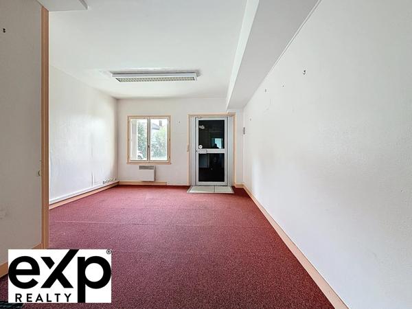 Appartement F4 – 97,82 m² avec box privatif double - Proche gare Épone-Mézières (ligne Paris Saint-Lazare)