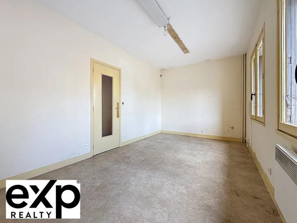Appartement F4 – 97,82 m² avec box privatif double - Proche gare Épone-Mézières (ligne Paris Saint-Lazare)