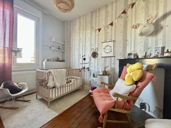 MAGNIFIQUE MAISON AVEC GARAGE DE 55 M2 A 5 MNS DE LA GARE.