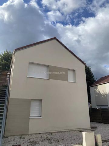 Location Maison 5 pièces 81 m2 à Combs-la-Ville