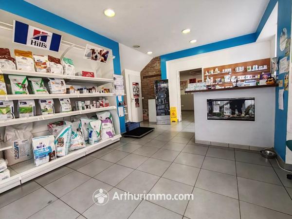 Vente                                                      Immeuble
                        
                     11 pièces                      204 m2                     à Carmaux