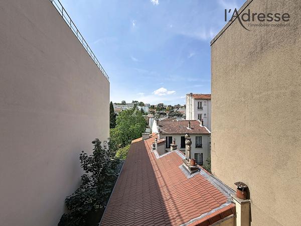 Suresnes Carnot - Appartement 3 pièces 42m² avec beau potentiel