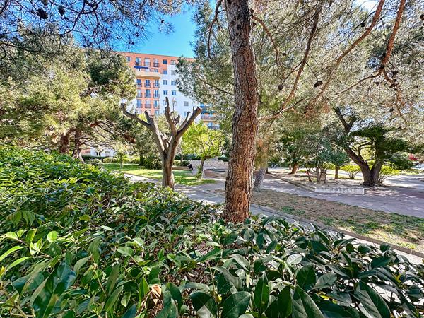 Appartement 3 pièces à Marseille très lumineux et belle surface