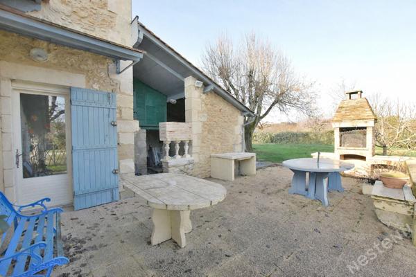 Sublime maison en pierre apparente sur la rive droite de Bergerac avec vie de plain pied !