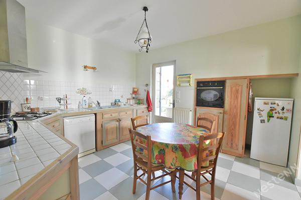 Sublime maison en pierre apparente sur la rive droite de Bergerac avec vie de plain pied !