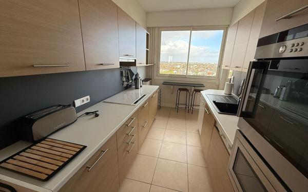 Appartement à louer    3 pièces • 107,60 m2 La Rochelle