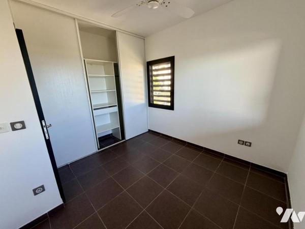 SAINTE MARIE BEAUSEJOUR T3 VARANGUE PARKINGS VUE MER