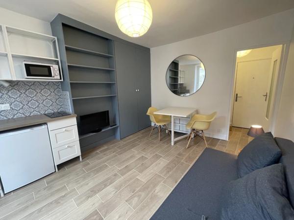 CHARMANT STUDIO MEUBLE