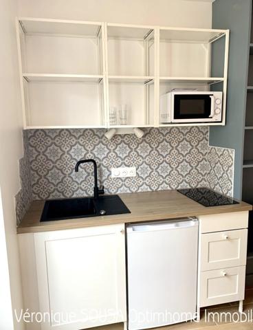 CHARMANT STUDIO MEUBLE