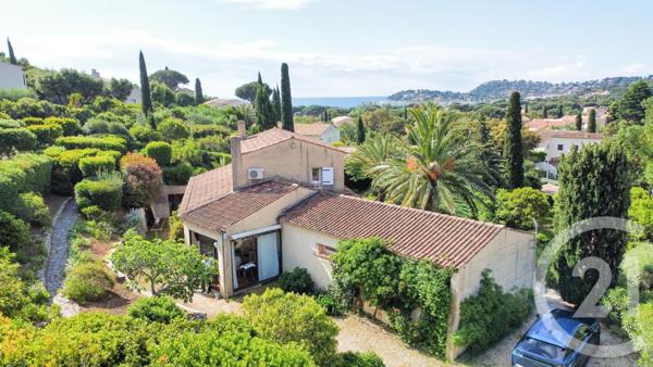 Maison à vendre  5 pièces - 157 m2 CAVALAIRE SUR MER - 83