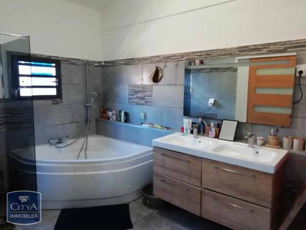Location maison Le Tampon (974) 4 pièces 89m²