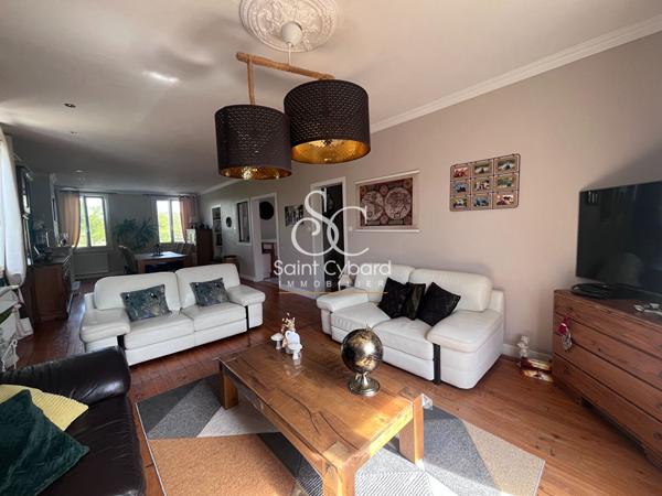Angoulême – Maison familiale quartier Frégeneuil