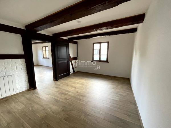 Maison de caractère rénovée – 3 appartements – cœur de village