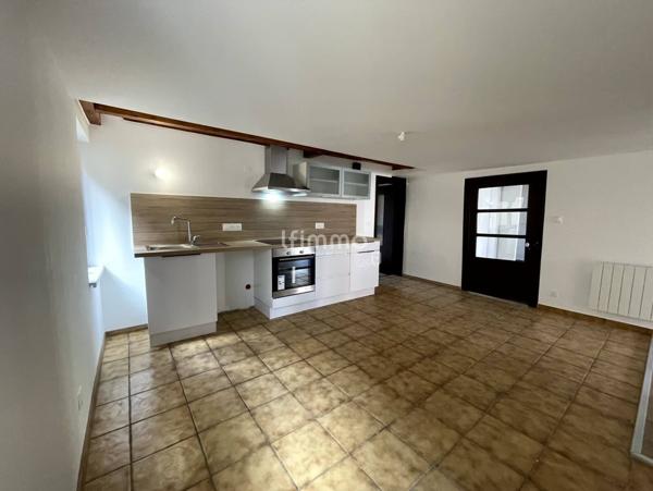 Maison de caractère rénovée – 3 appartements – cœur de village