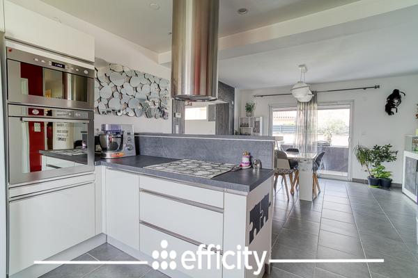 Maison 5 pièces - 129 m² Exclusivité efficity