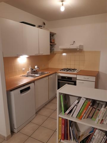 Appartement + 2 parkings + garage