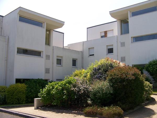 Appartement + 2 parkings + garage