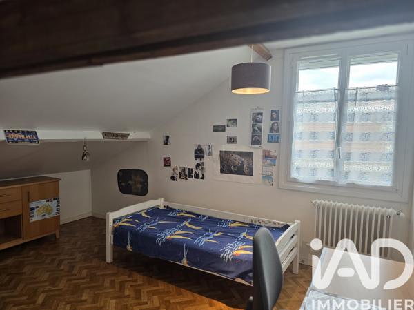 Maison à vendre 11 pièces 271 m² Chanteau