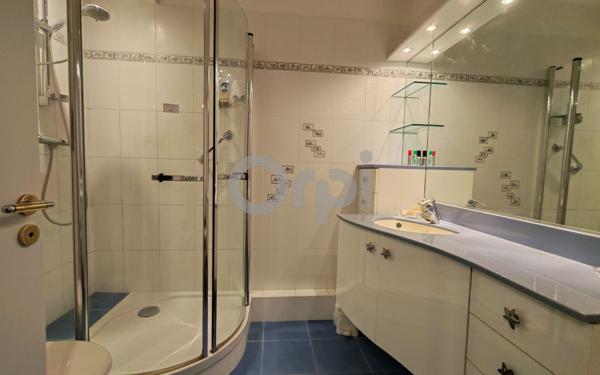 Appartement à vendre    4 pièces •  La Rochelle