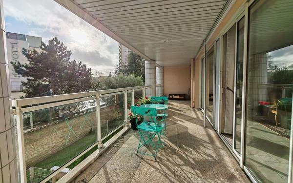 Appartement à vendre    4 pièces •  La Rochelle