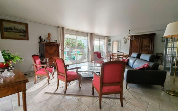 Appartement à vendre    4 pièces •  La Rochelle