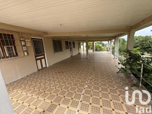 Maison 4 pièces de 87 m² à La Trinité (97220)