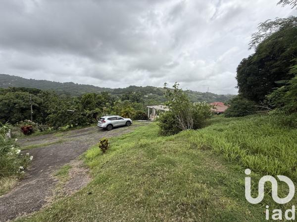 Maison 4 pièces de 87 m² à La Trinité (97220)