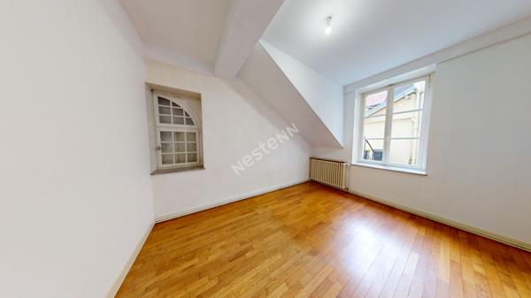 Grand Appartement centre Louhans 132m2