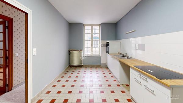 Grand Appartement centre Louhans 132m2