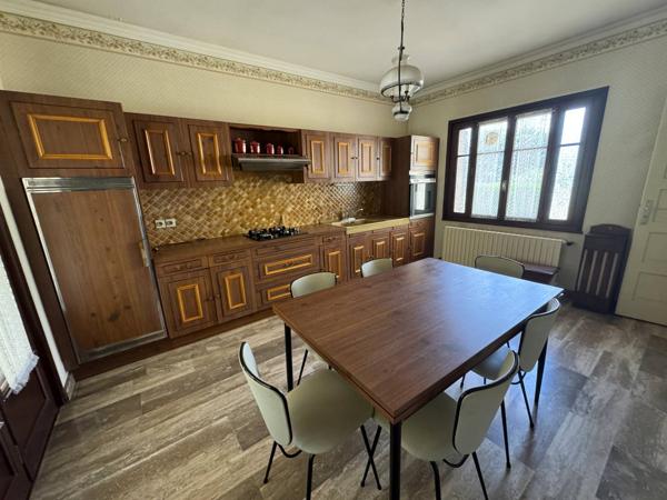 Maison 10 pièces - 270m²