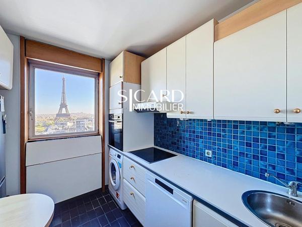 Vue Tour Eiffel, étage élevé, 5 pièces
