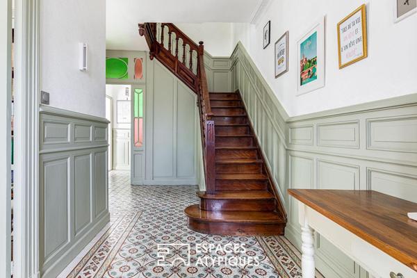 Élégante maison de ville des années 1900 avec piscine