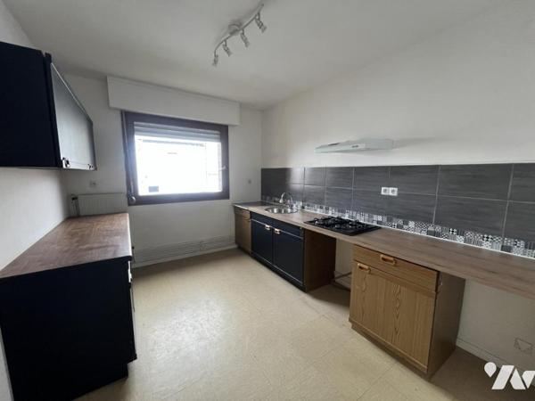 PROXIMITE PARC DE LA RHÔNELLE APPARTEMENT T3 AVEC GARAGE ET PLACE DE PARKING