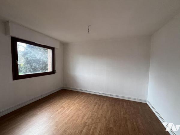 PROXIMITE PARC DE LA RHÔNELLE APPARTEMENT T3 AVEC GARAGE ET PLACE DE PARKING