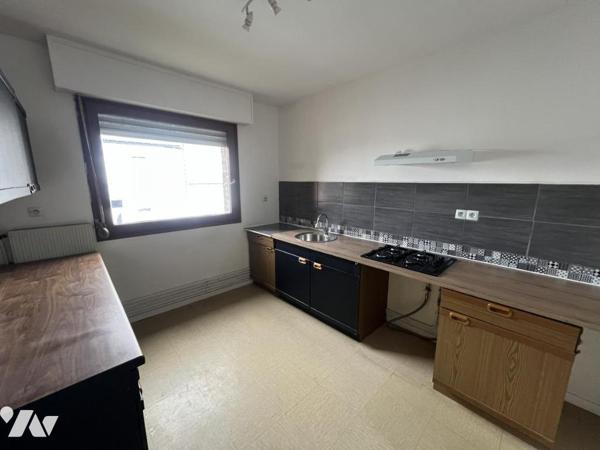 PROXIMITE PARC DE LA RHÔNELLE APPARTEMENT T3 AVEC GARAGE ET PLACE DE PARKING