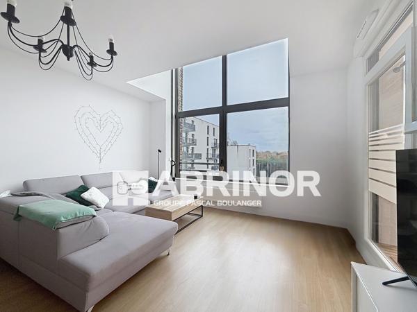 DELORY - Appartement de type 3 de 70 m² hab. - Lumineux avec terrasse plein Sud. ROUBAIX