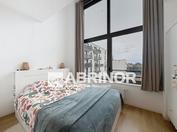 DELORY - Appartement de type 3 de 70 m² hab. - Lumineux avec terrasse plein Sud. ROUBAIX
