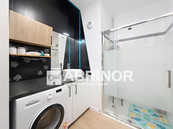 DELORY - Appartement de type 3 de 70 m² hab. - Lumineux avec terrasse plein Sud. ROUBAIX