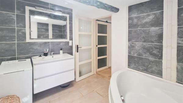 Maison de village entièrement rénovée