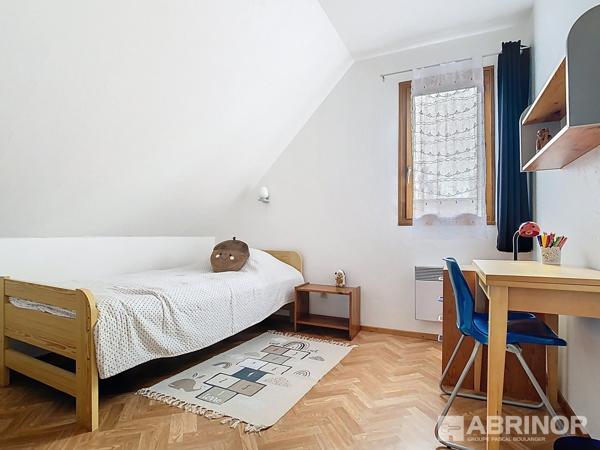 MAISON INDIVIDUELLE EN SEMI PLAIN-PIED, 4 CHAMBRES, JARDIN, GARAGE VILLENEUVE D ASCQ
