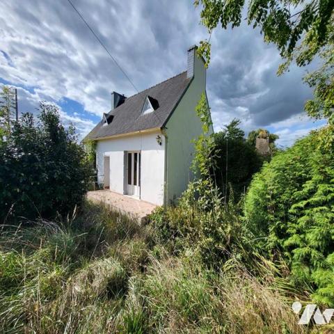 Maison d’habitation située dans la campagne de Châteauneuf du Faou, Finistère 29