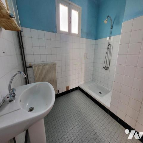 Maison d’habitation située dans la campagne de Châteauneuf du Faou, Finistère 29