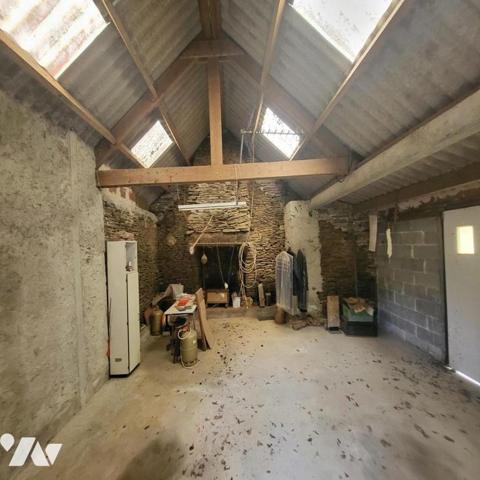 Maison d’habitation située dans la campagne de Châteauneuf du Faou, Finistère 29