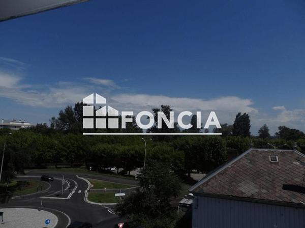 Location Appartement 3 pièces 57.6 m² - 19 AVENUE HOCHE Tarbes 65000