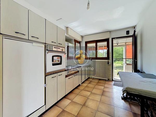 Vente                                                      Maison
                        
                     3 pièces                      55 m2                     à Vitry-sur-Seine