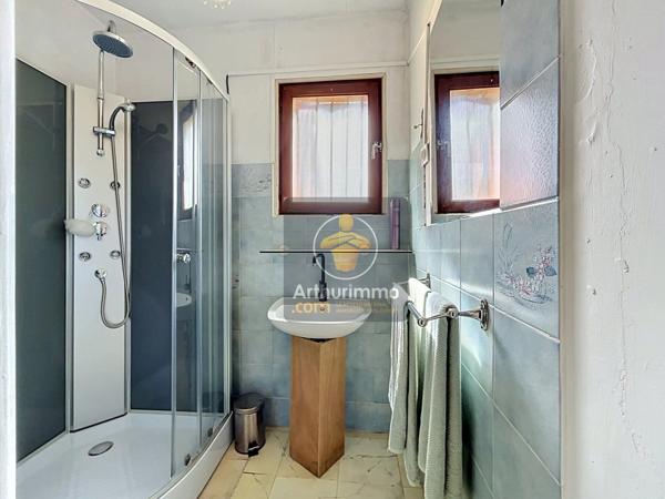 Vente                                                      Maison
                        
                     3 pièces                      55 m2                     à Vitry-sur-Seine