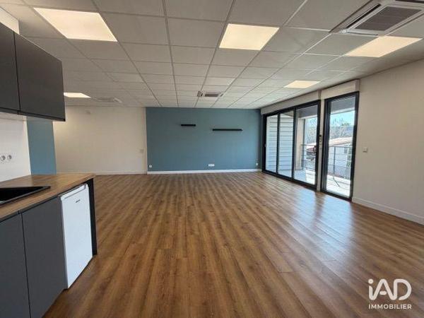 Location bureaux 90 m² Saint-Cannat